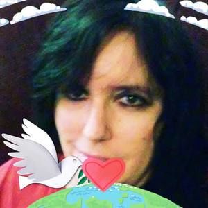 Meet your Posher, Nina